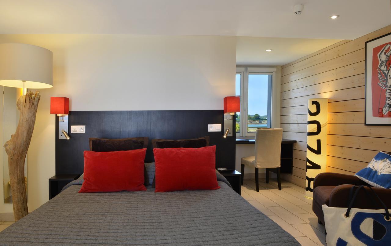 Hotel Logis De La Pointe Du Cap Coz 3*